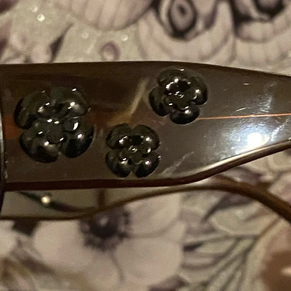 Chanel 5113 c.538/73 Sunglasses Transparent Brown with Black Camellia Flowers - Picture 9 of 16